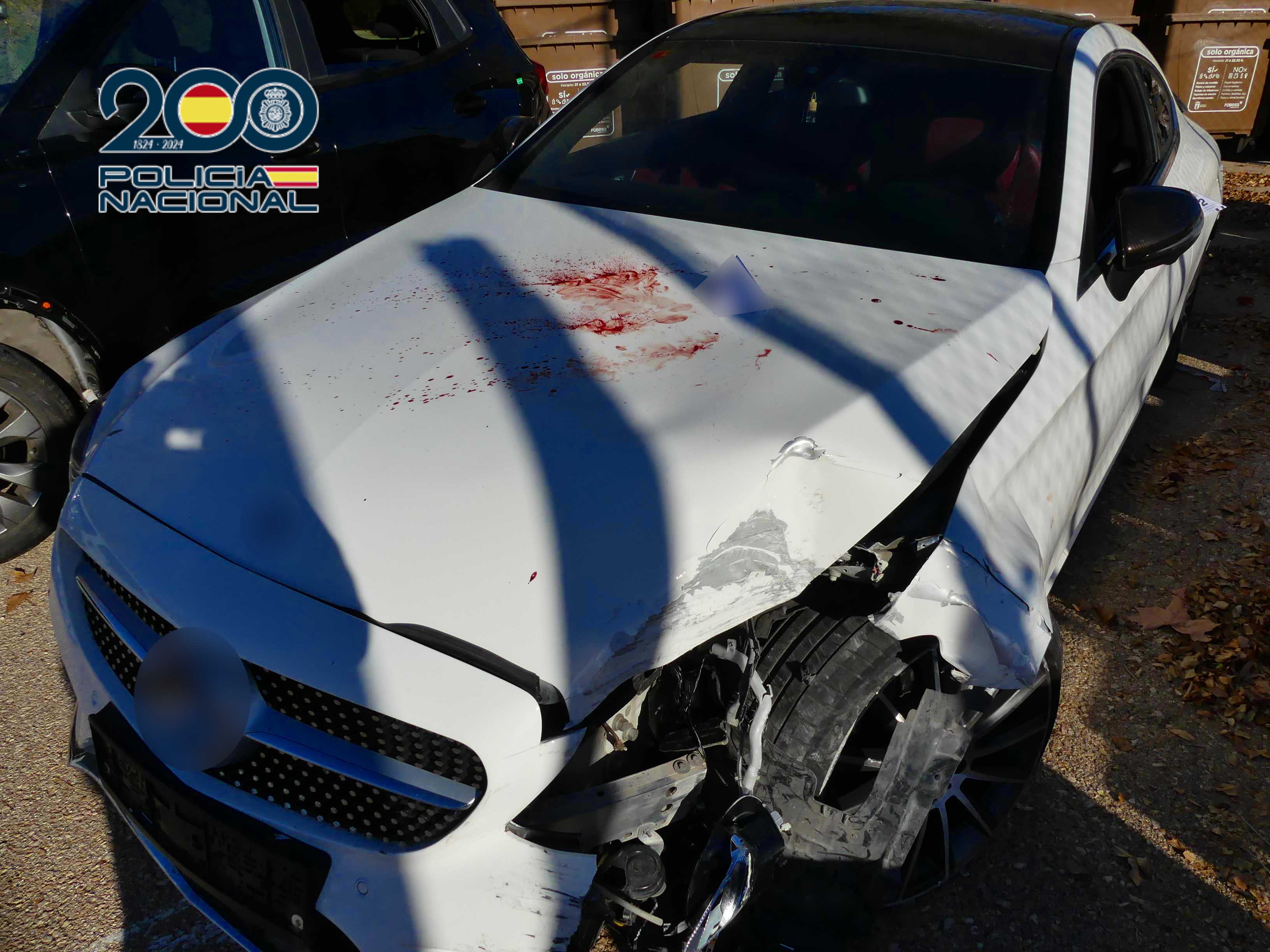Seis detenidos en Elda y Sax tras agredir a dos mujeres, provocar un accidente y agredirlas al negarse en Petrer a llevarlos en el coche Seis detenidos en Elda y Sax tras agredir a dos mujeres, provocar un accidente y agredirlas al negarse en Petrer a llevarlos en el coche