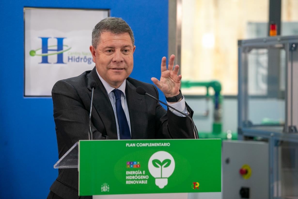 El PSOE afirma que Page está "en minoría absoluta" dentro del partido y cree que busca el "aplauso fácil" con la amnistía El PSOE afirma que Page está "en minoría absoluta" dentro del partido y cree que busca el "aplauso fácil" con la amnistía