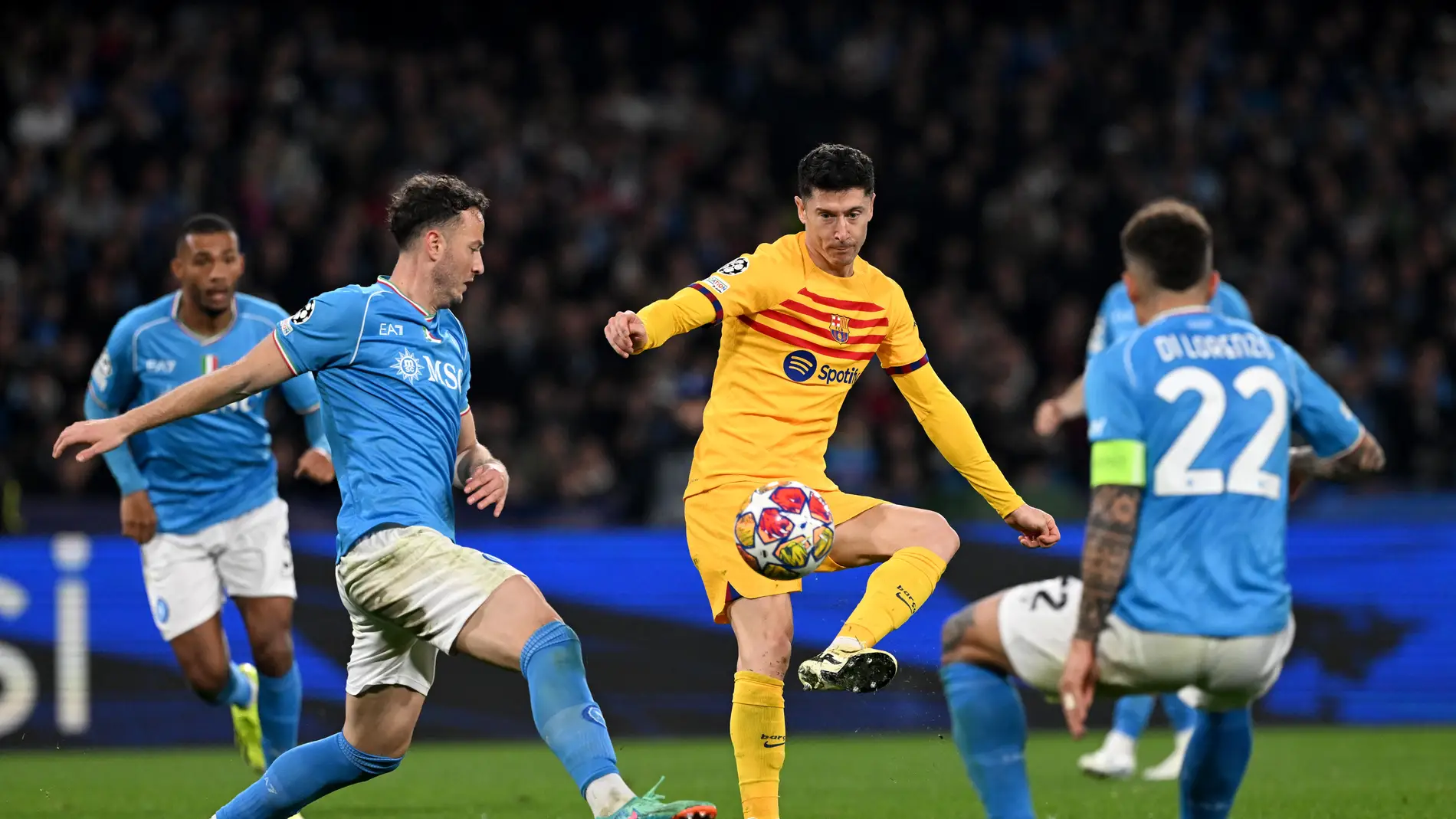 El Barça busca los cuartos ante un mejorado Nápoles