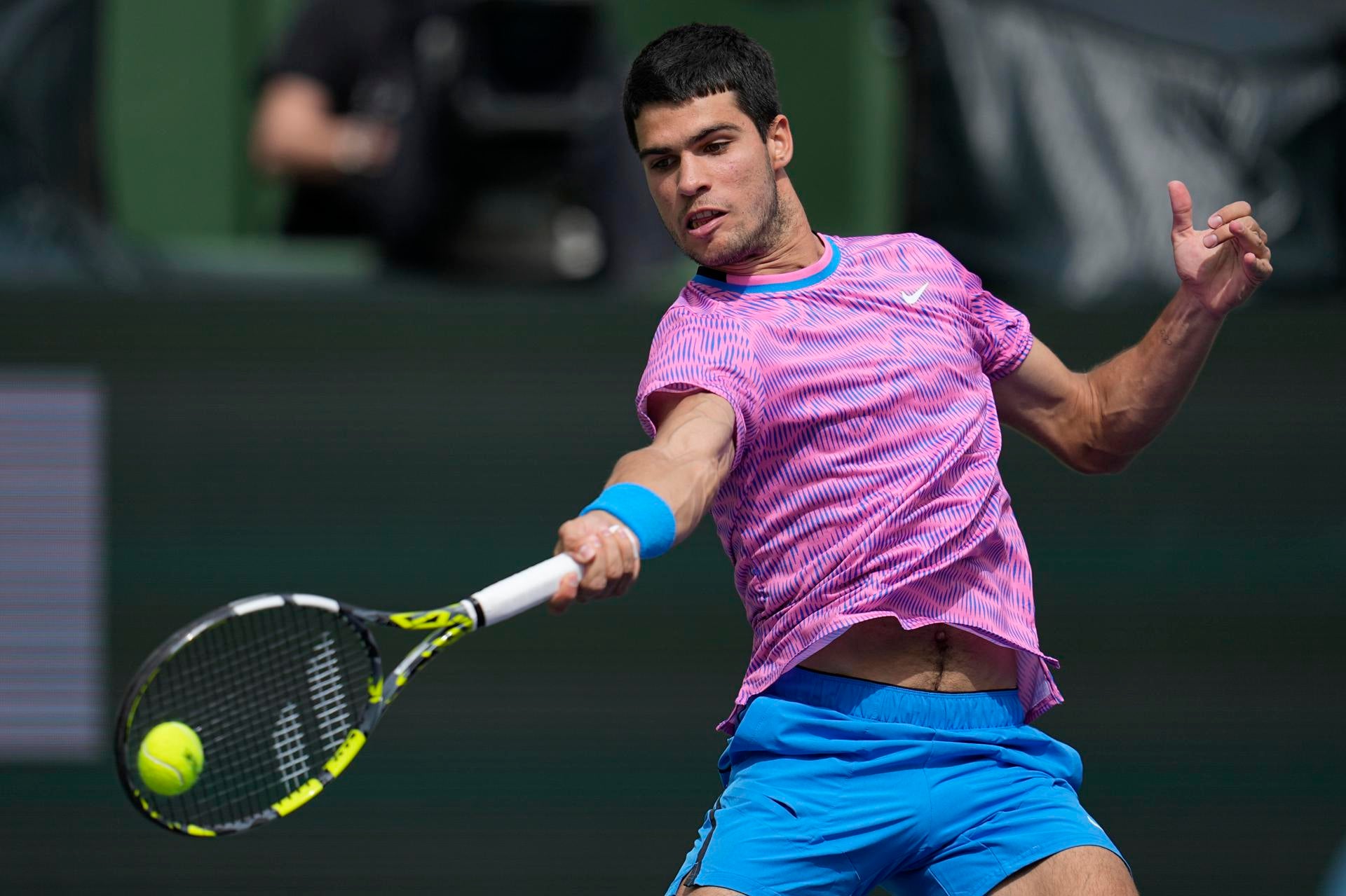 Alcaraz no falla ante Marozsan y avanza a cuartos de Indian Wells Alcaraz no falla ante Marozsan y avanza a cuartos de Indian Wells