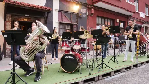 El BeeBrass celebra sus 10 años con un concierto en el Conservatorio de Música .