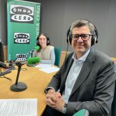 Jaume Bauzà, conseller de Turismo, Cultura y Deportes, y Patricia Segura en Onda Cero.