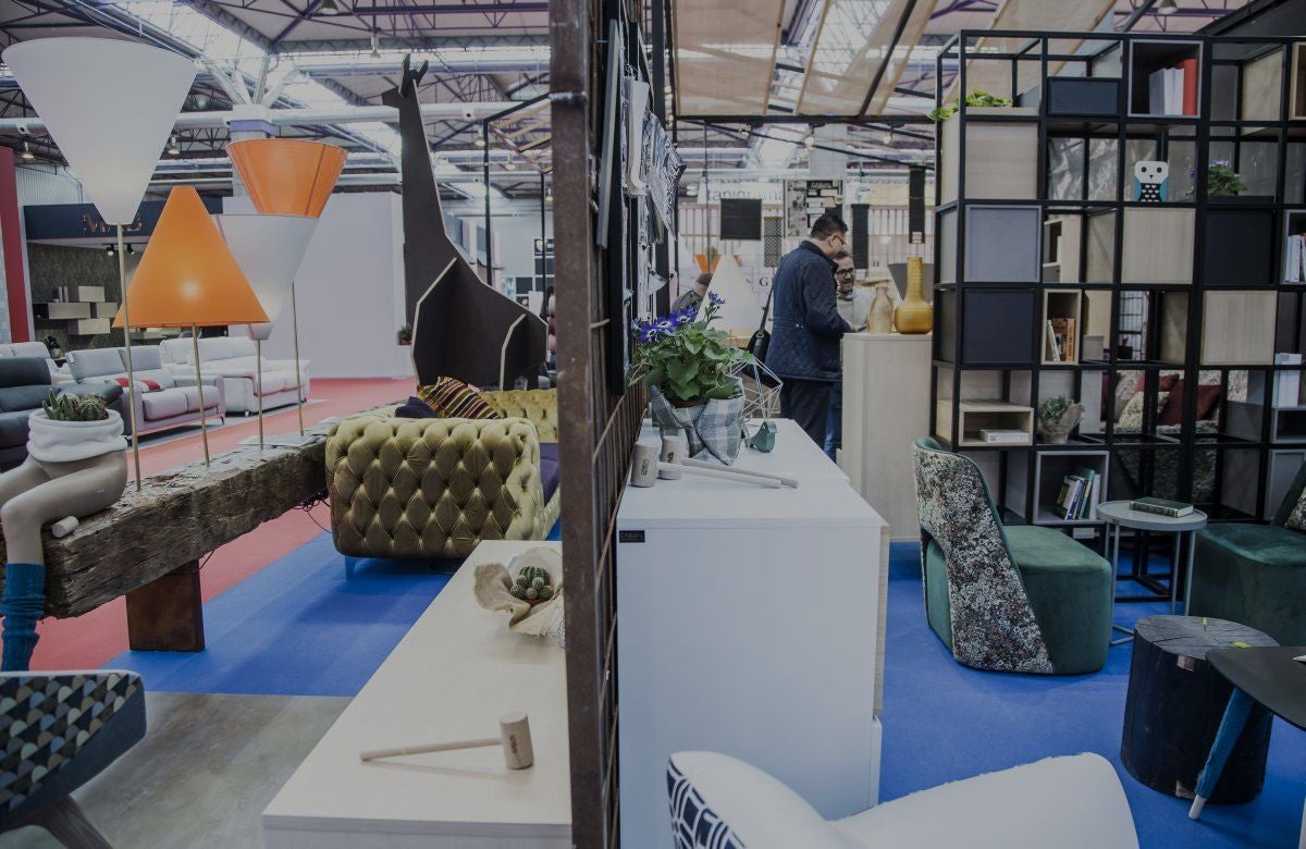 La Feria del Mueble de Zaragoza reúne a un centenar de expositores La Feria del Mueble de Zaragoza reúne a un centenar de expositores