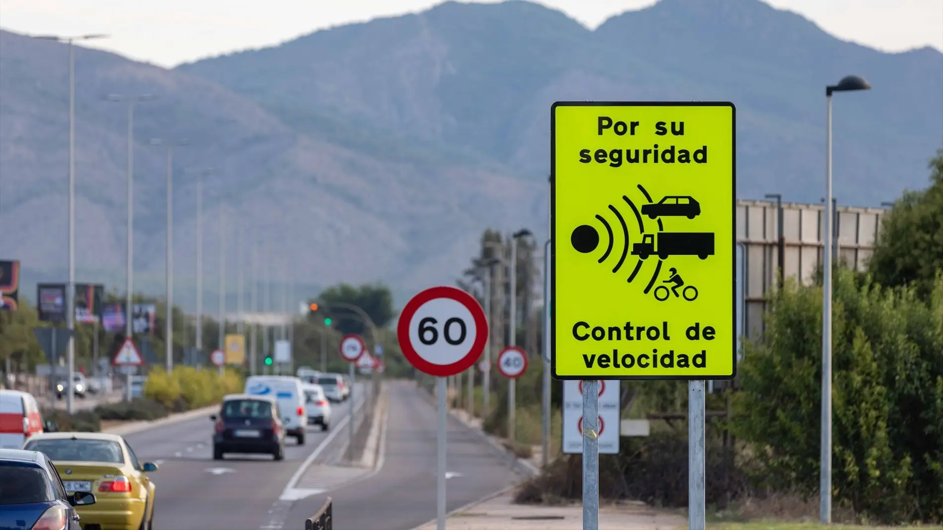 Este es el radar escondido de la DGT que más multa en España 