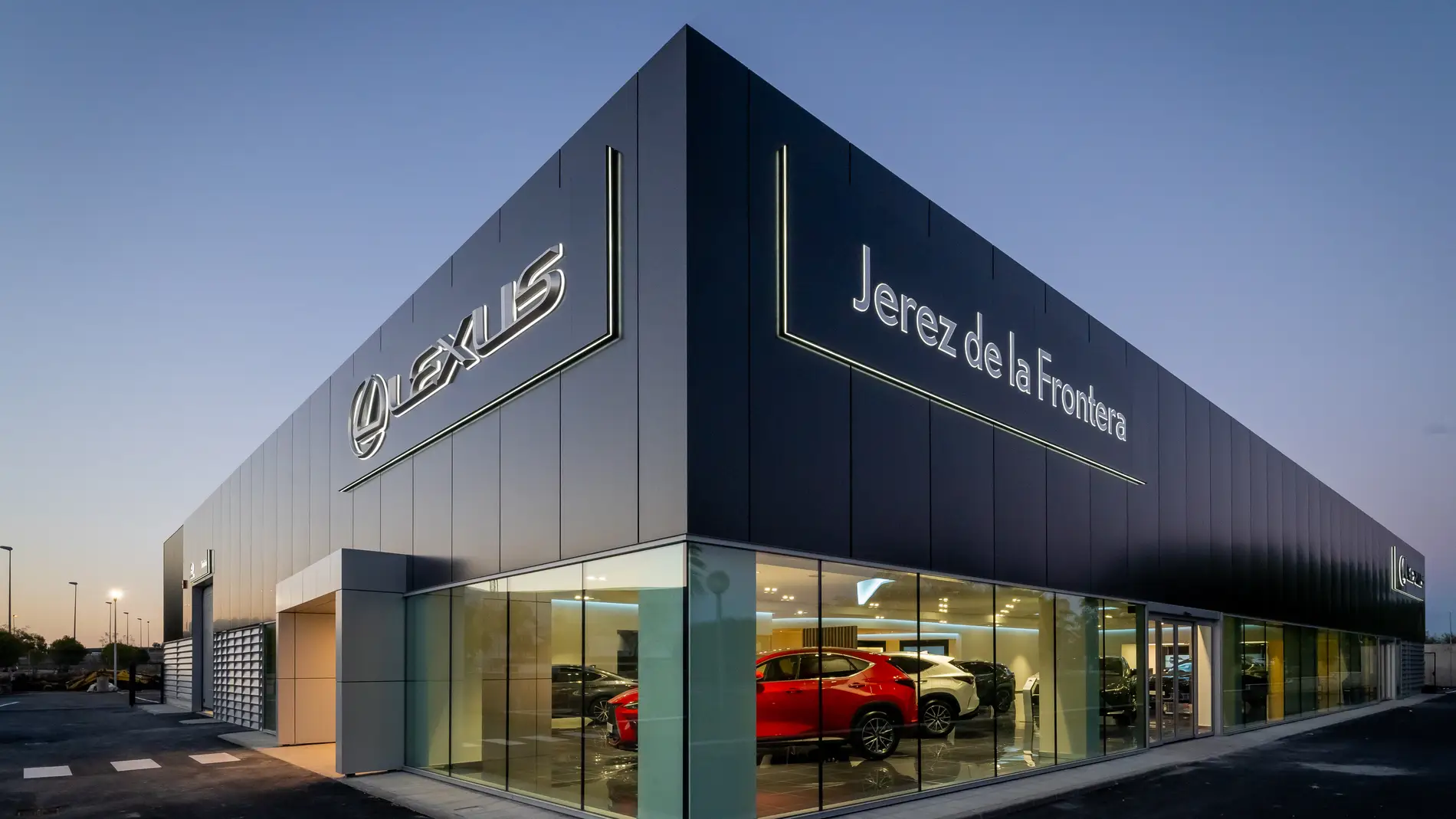 Nimo Grupo inaugura su concesionario de Lexus Jerez 