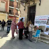 La AMPA del Centro Oriol desconfía de las promesas de las autoridades y continuará con protestas y recogida de firmas La AMPA del Centro Oriol desconfía de las promesas de las autoridades y continuará con protestas y recogida de firmas