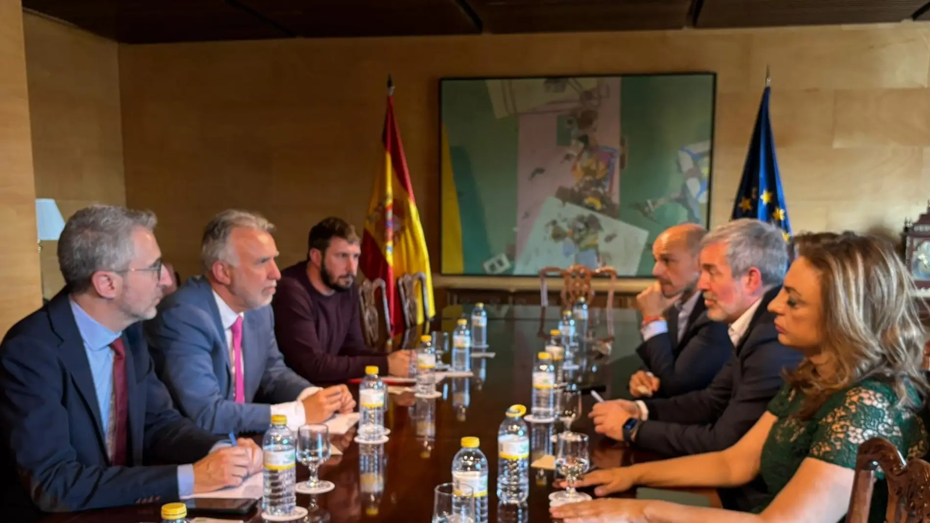 Imagen de la reunión entre Gobierno y Canarias para la modificación de la ley de extranjería