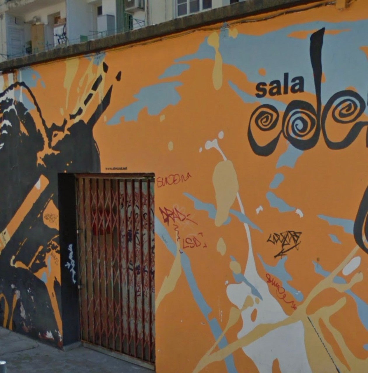 Detenido el joven que amputó de un mordisco la falange de un dedo al cliente de un bar en Huesca Detenido el joven que amputó de un mordisco la falange de un dedo al cliente de un bar en Huesca