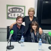 Antonio de la Torre, Julia Otero y Clara Bilbao en 'Julia en la Onda'