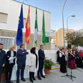 Instantes del acto del descubrimiento de la nueva placa Instantes del acto del descubrimiento de la nueva placa