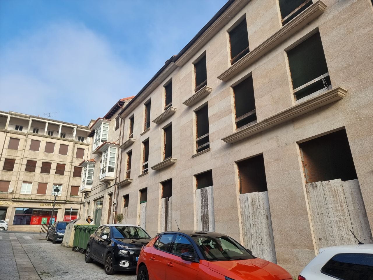 Ribeiro en Común presenta unha iniciativa para crear vivenda pública en Ribadavia Ribeiro en Común presenta unha iniciativa para crear vivenda pública en Ribadavia