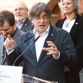 El abogado de Puigdemont dice que está dispuesto a volver y ser detenido: "No podrán impedir que sea president"