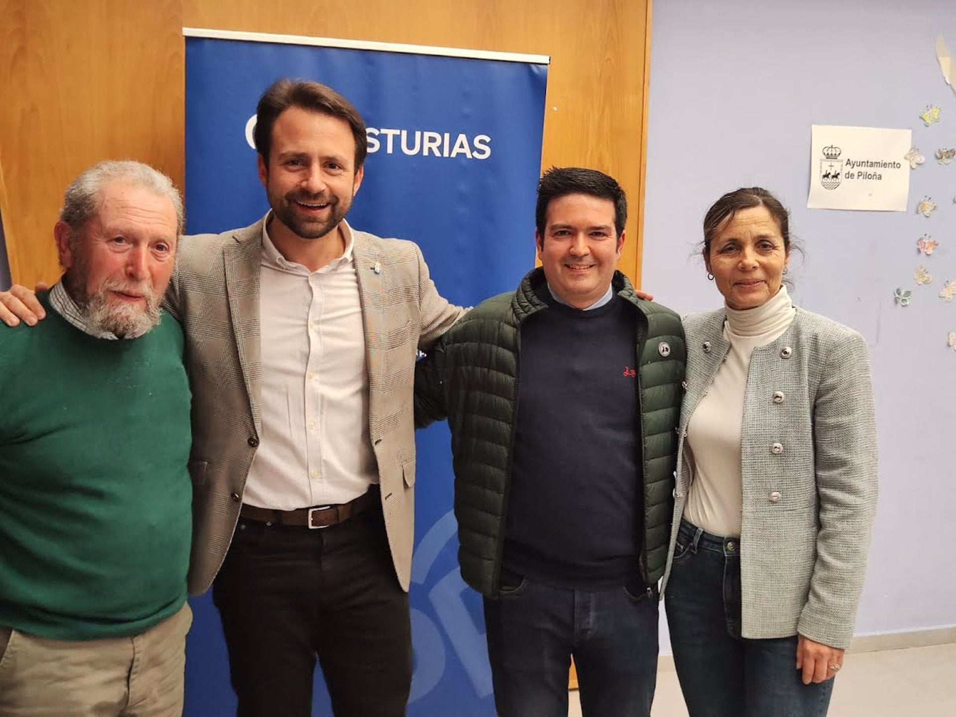 Álvaro Queipo asistió a la elección de Tino Medina como nuevo presidente de los populares piloñeses Álvaro Queipo asistió a la elección de Tino Medina como nuevo presidente de los populares piloñeses