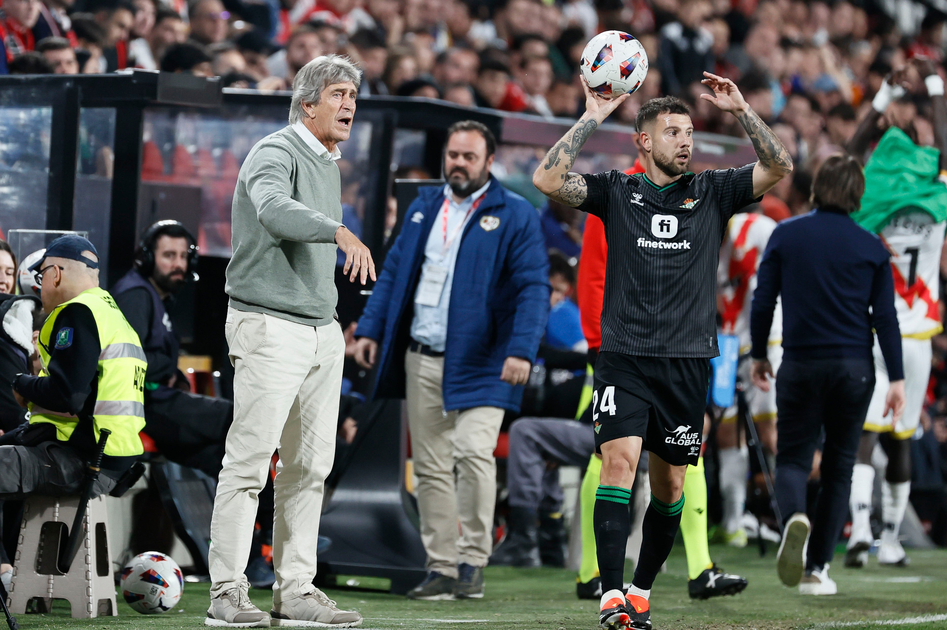 Tercera derrota seguida: el Betis de Pellegrini se tambalea Tercera derrota seguida: el Betis de Pellegrini se tambalea