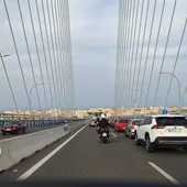 Entrada a Cádiz a través del Puente de la Constitución de 1812 Entrada a Cádiz a través del Puente de la Constitución de 1812