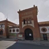 Amececa reafirma su lucha para retirar los símbolos franquistas en Cáceres