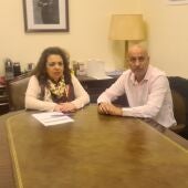 Rachid Sbihi (AUGC) reunido con la delegada del Gobierno, Cristina Pérez