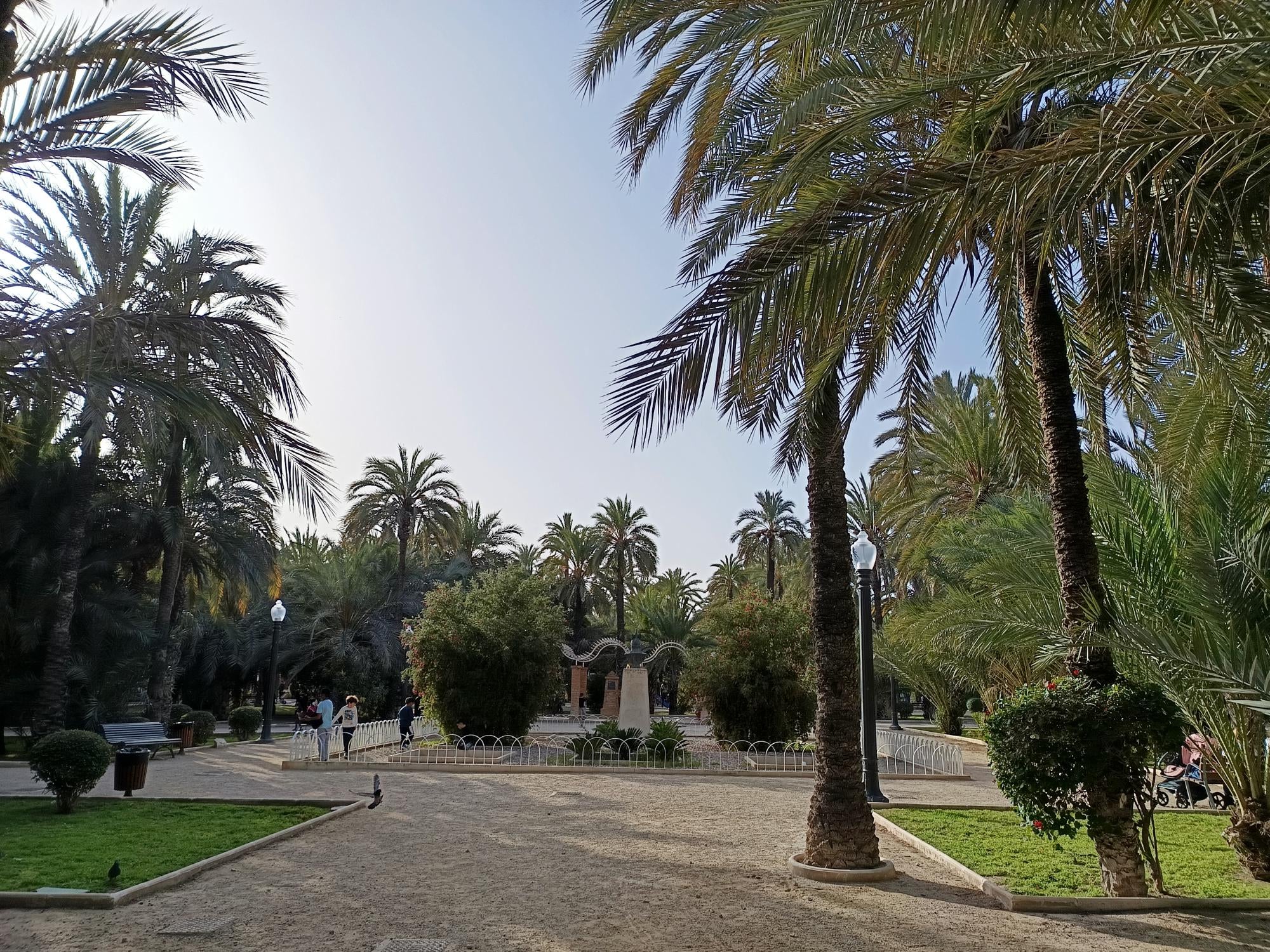 El martes se presenta en Elche, Crevillent y Santa Pola con previsión de sol y sin cambios en las temperaturas El martes se presenta en Elche, Crevillent y Santa Pola con previsión de sol y sin cambios en las temperaturas