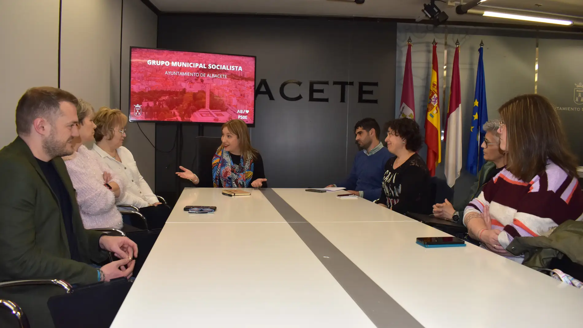 El PSOE velará para que el nuevo contrato del Servicio Municipal de Autobuses facilite la conciliación familiar a su plantilla”