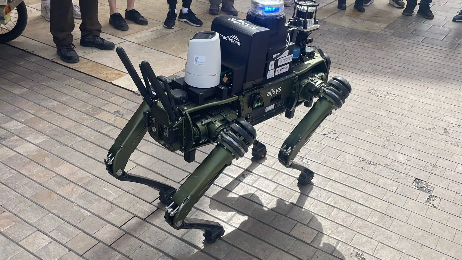 Robot policía en Málaga Robot policía en Málaga