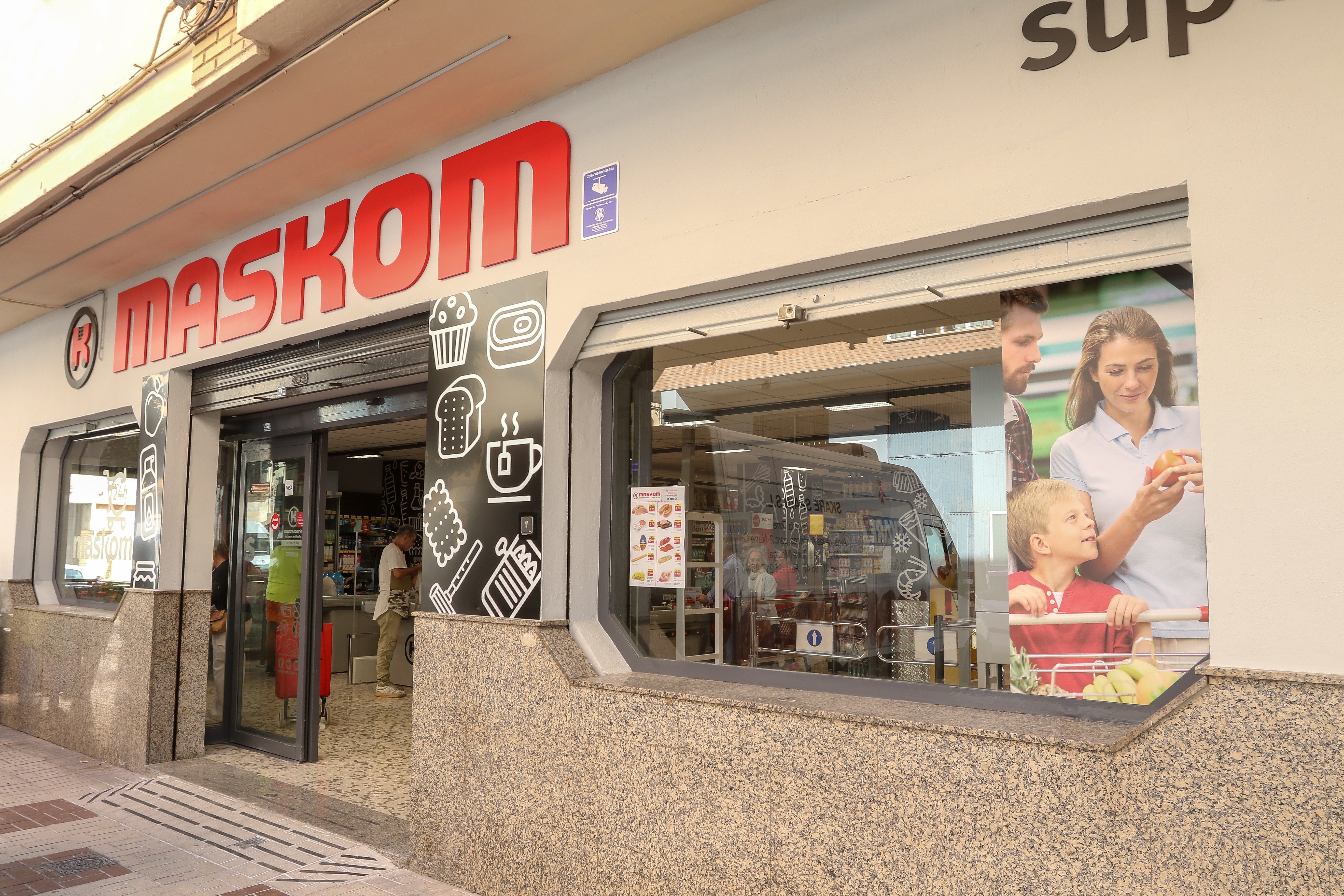 Las marcas propias de Maskom Supermercados reciben 11 galardones en los premios ‘Productos del Año 2024’ Las marcas propias de Maskom Supermercados reciben 11 galardones en los premios ‘Productos del Año 2024’