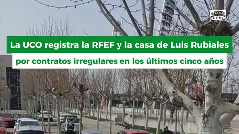 La UCO registra la RFEF y la casa de Luis Rubiales por contratos irregulares en los últimos cinco años La UCO registra la RFEF y la casa de Luis Rubiales por contratos irregulares en los últimos cinco años