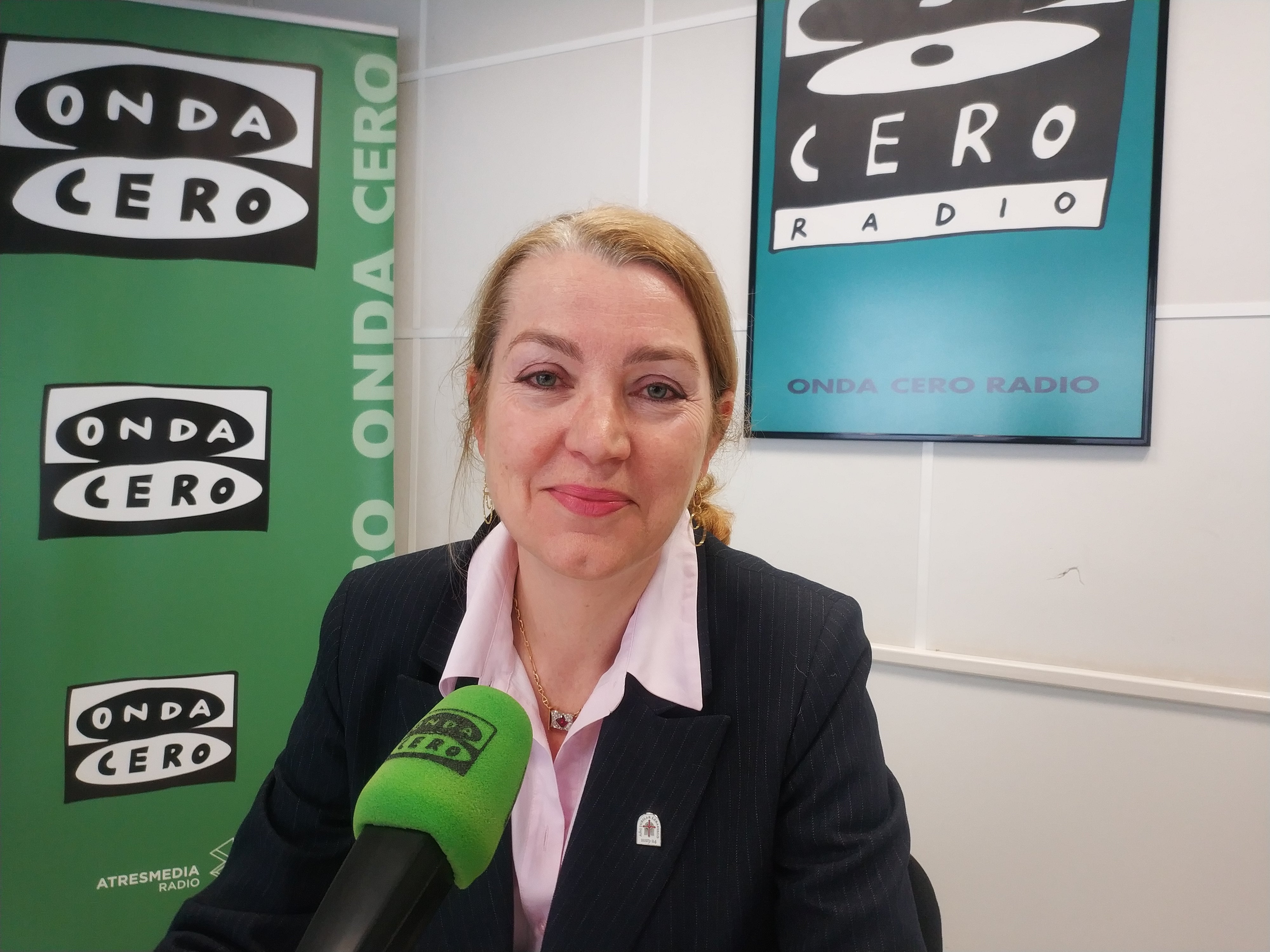 Eva Guillermina Fernández: "Ahora mismo no hay ningún proyecto sobre un tobogán gigante en Cabárceno" Eva Guillermina Fernández: "Ahora mismo no hay ningún proyecto sobre un tobogán gigante en Cabárceno"