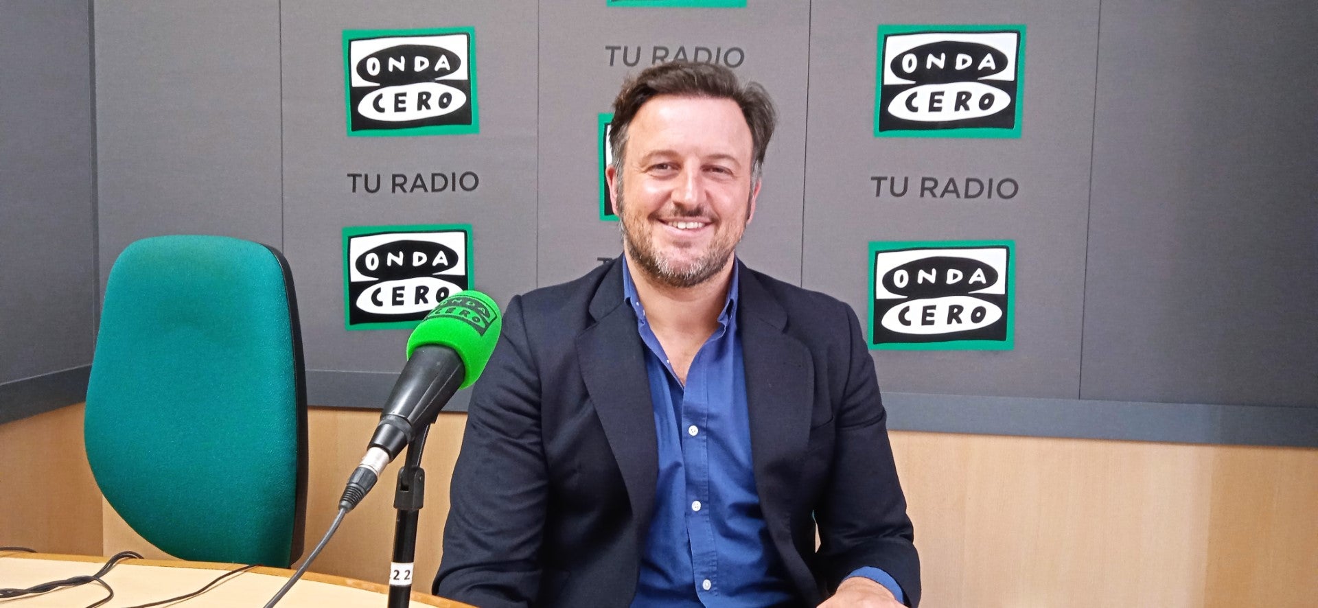 Pablo Ruz: "No dejaré de luchar para que el aeropuerto Alicante-Elche Miguel Hernández tenga una segunda pista" Pablo Ruz: "No dejaré de luchar para que el aeropuerto Alicante-Elche Miguel Hernández tenga una segunda pista"