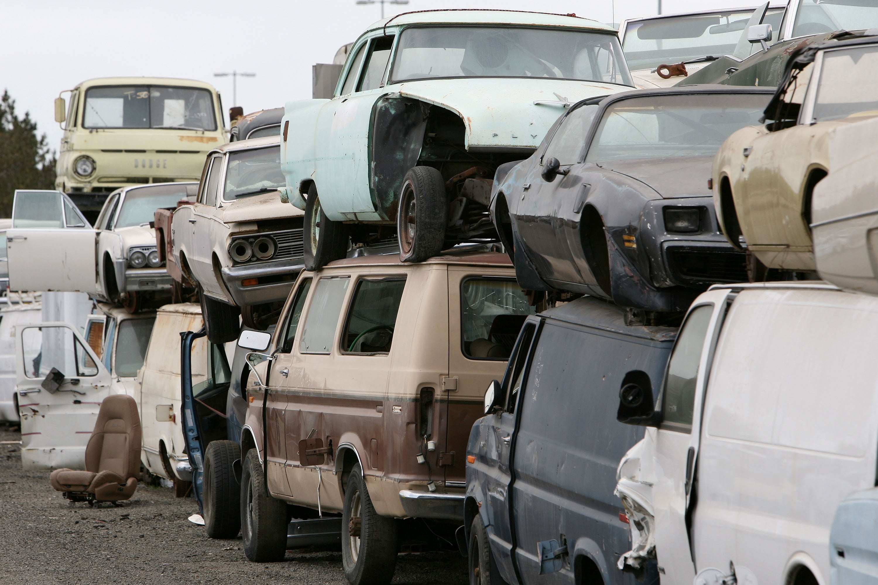 Euskadi ayuda con 3.500 € la compra de coches poco contaminantes: éstas son las claves Euskadi ayuda con 3.500 € la compra de coches poco contaminantes: éstas son las claves