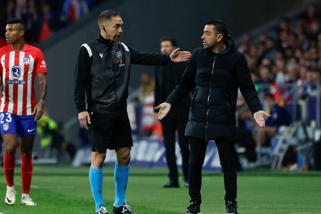 Competición castiga a Xavi con dos partidos Competición castiga a Xavi con dos partidos