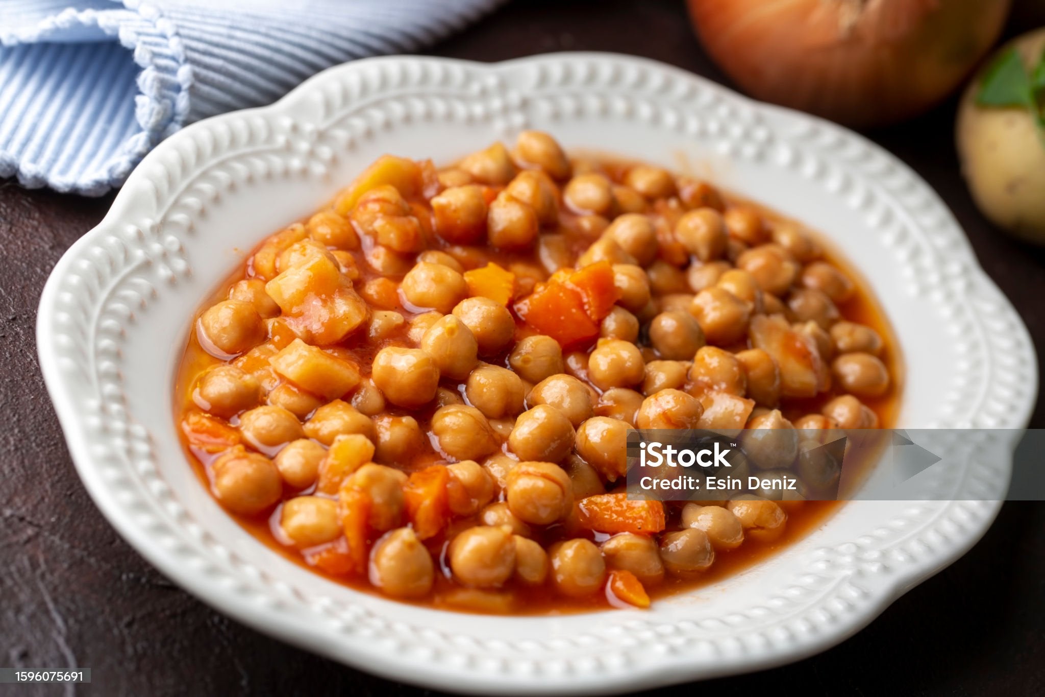 Tony Pérez nos habla de la cocina de vigilia y de próximos eventos gastronómicos en la Vega Baja Tony Pérez nos habla de la cocina de vigilia y de próximos eventos gastronómicos en la Vega Baja