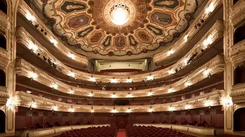 Teatro Rosalía de Castro Teatro Rosalía de Castro