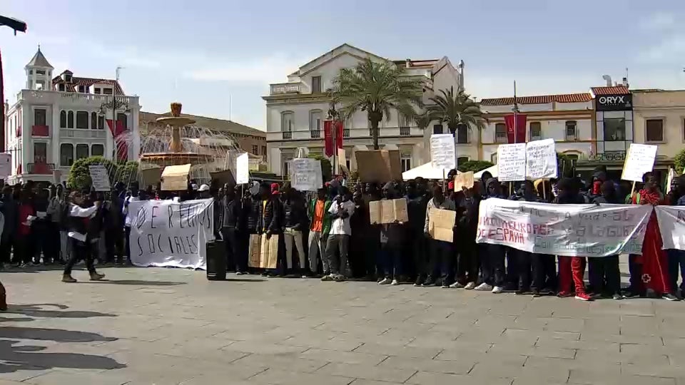 Migrantes se manifiestan en Mérida por la vulneración de sus derechos Migrantes se manifiestan en Mérida por la vulneración de sus derechos