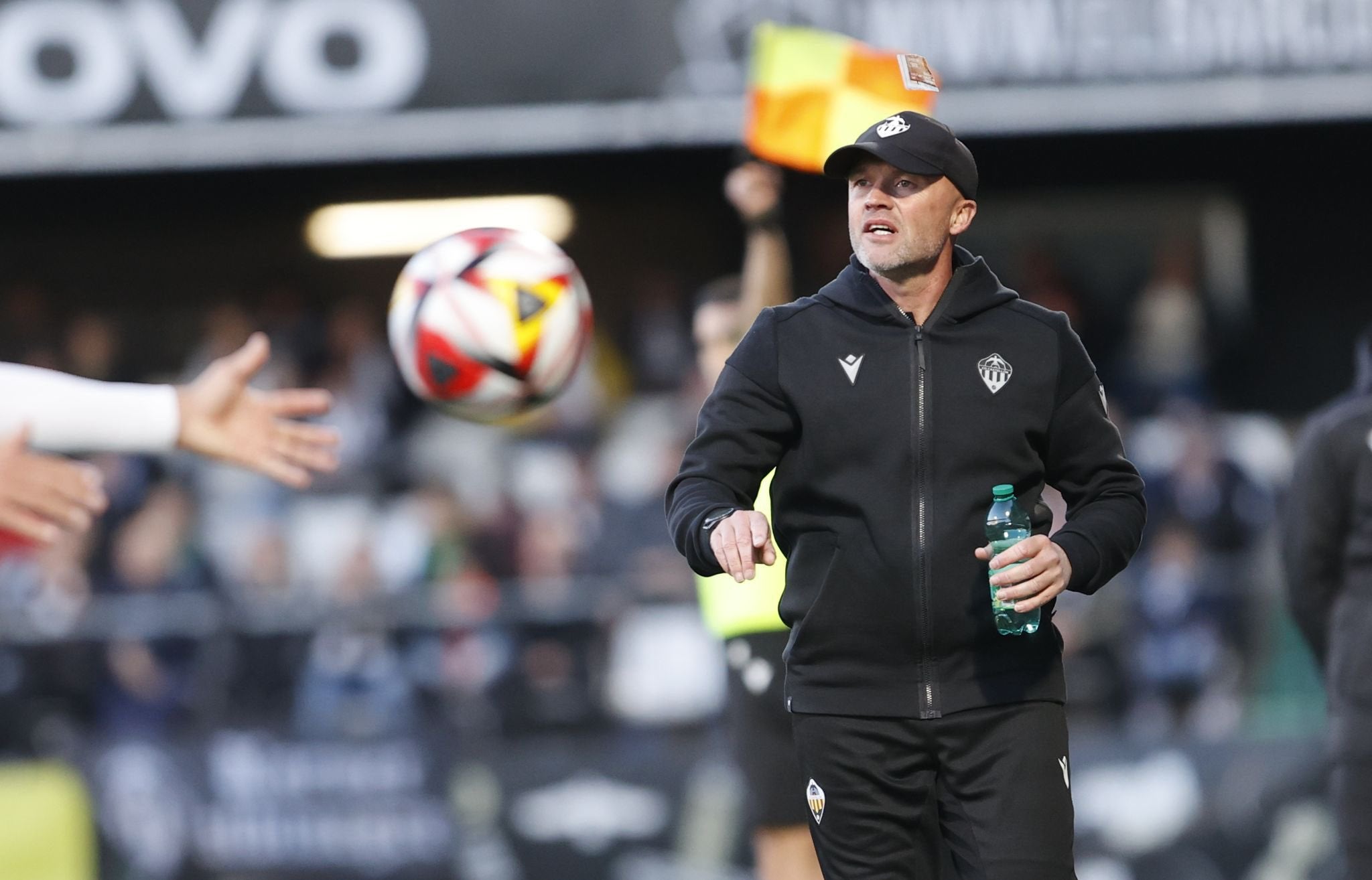 Schreuder afinará al Castellón con el doble duelo del fin de semana Schreuder afinará al Castellón con el doble duelo del fin de semana