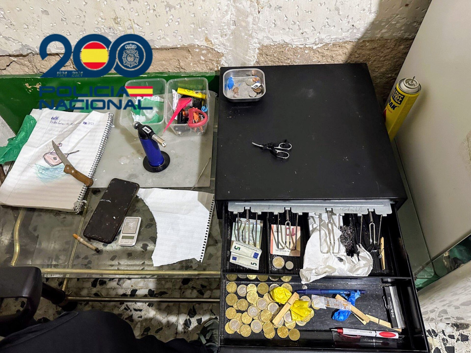 La Policía Nacional de Elche desmantela dos puntos de venta de cocaína en el barrio de Carrús La Policía Nacional de Elche desmantela dos puntos de venta de cocaína en el barrio de Carrús