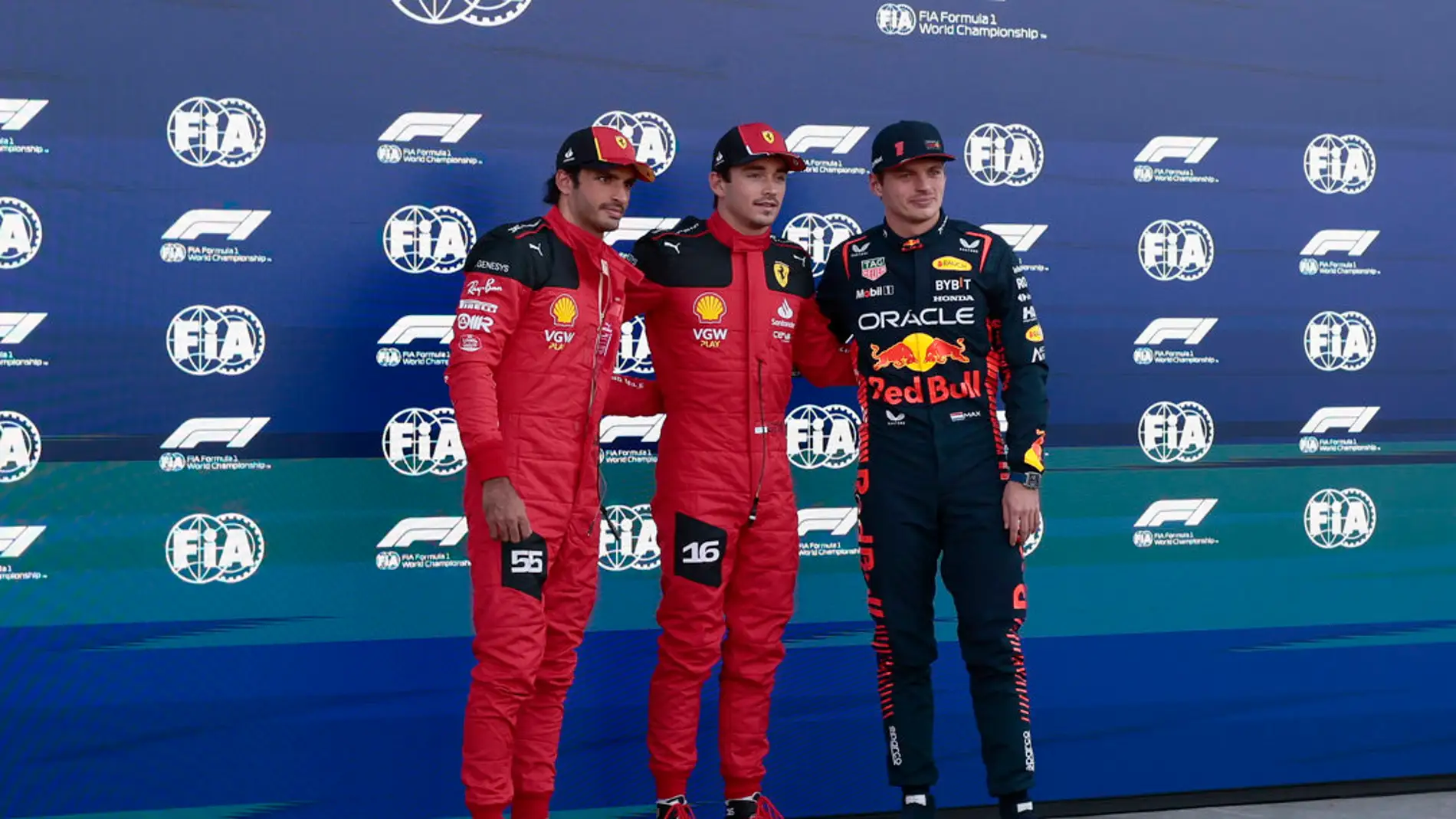 Carlos Sainz, Leclerc y Verstappen en el Gran Premio de Australia