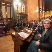 La líder de Barcelona en Comú, Ada Colau, durante el inicio del pleno del Ayuntamiento de Barcelona La líder de Barcelona en Comú, Ada Colau, durante el inicio del pleno del Ayuntamiento de Barcelona