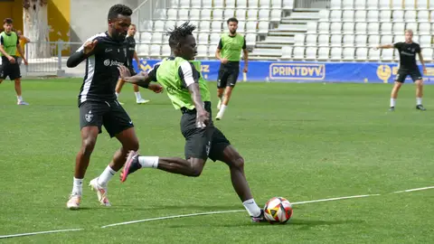 El Orihuela CF recibe en Los Arcos al Águilas este sábado a las 19:30 horas Orihuela Cf
