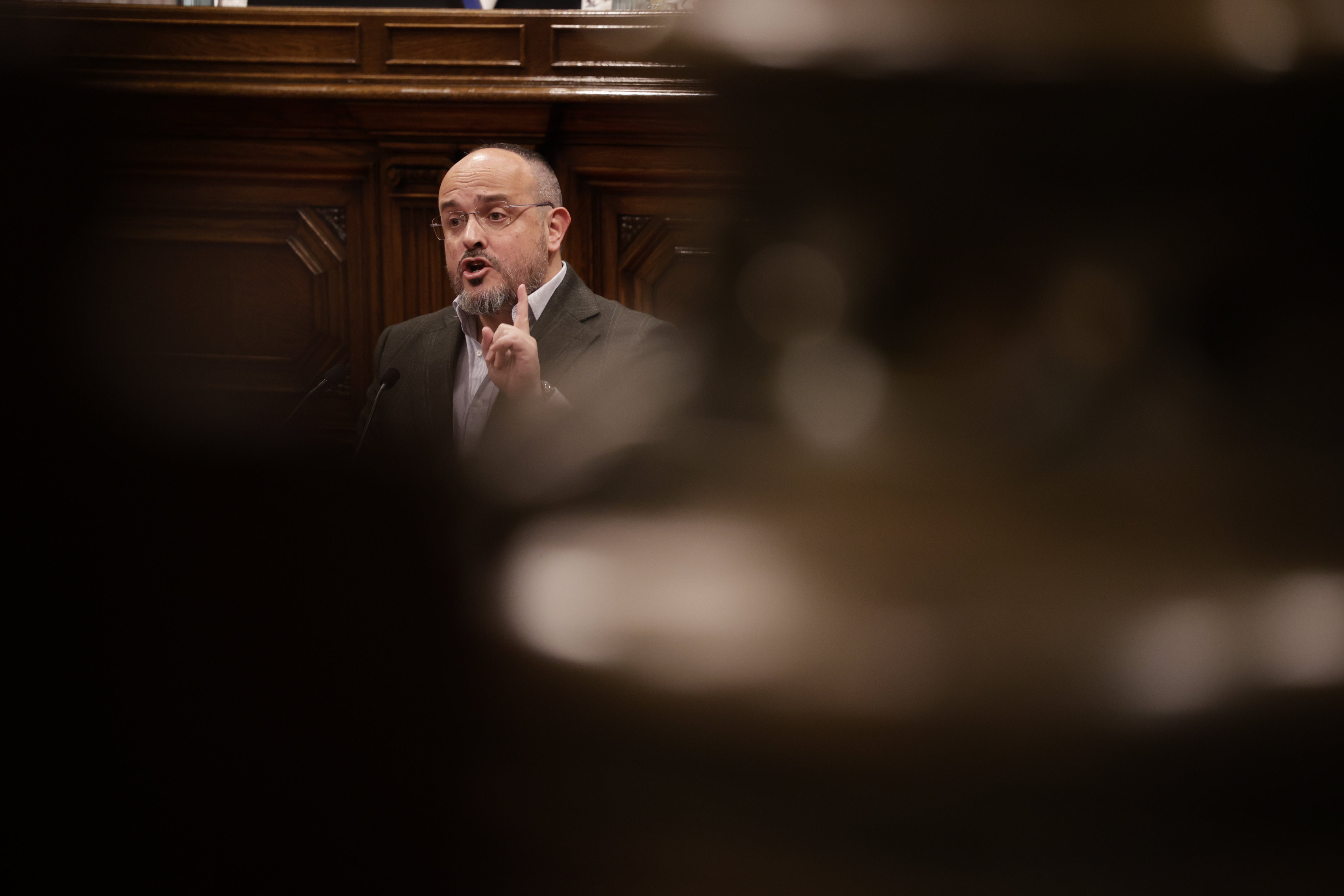 El PP presentará su candidato a las catalanas en las próximas horas: Alejandro Fernández expresa su "absoluta disposición" El PP presentará su candidato a las catalanas en las próximas horas: Alejandro Fernández expresa su "absoluta disposición"