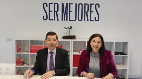 Galletas Gullón y Cruz Roja Palencia renuevan su compromiso por la inclusión laboral de colectivos vulnerables .