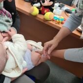 Se notifica la muerte de un bebe por tosferina, hijo de una madre no vacunada 