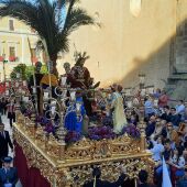Más de 280 nazarenos procesionan este Domingo de Ramos en Badajoz con 'La borriquita'