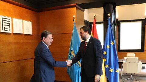 Alfredo Canteli y Adri&aacute;n Barb&oacute;n