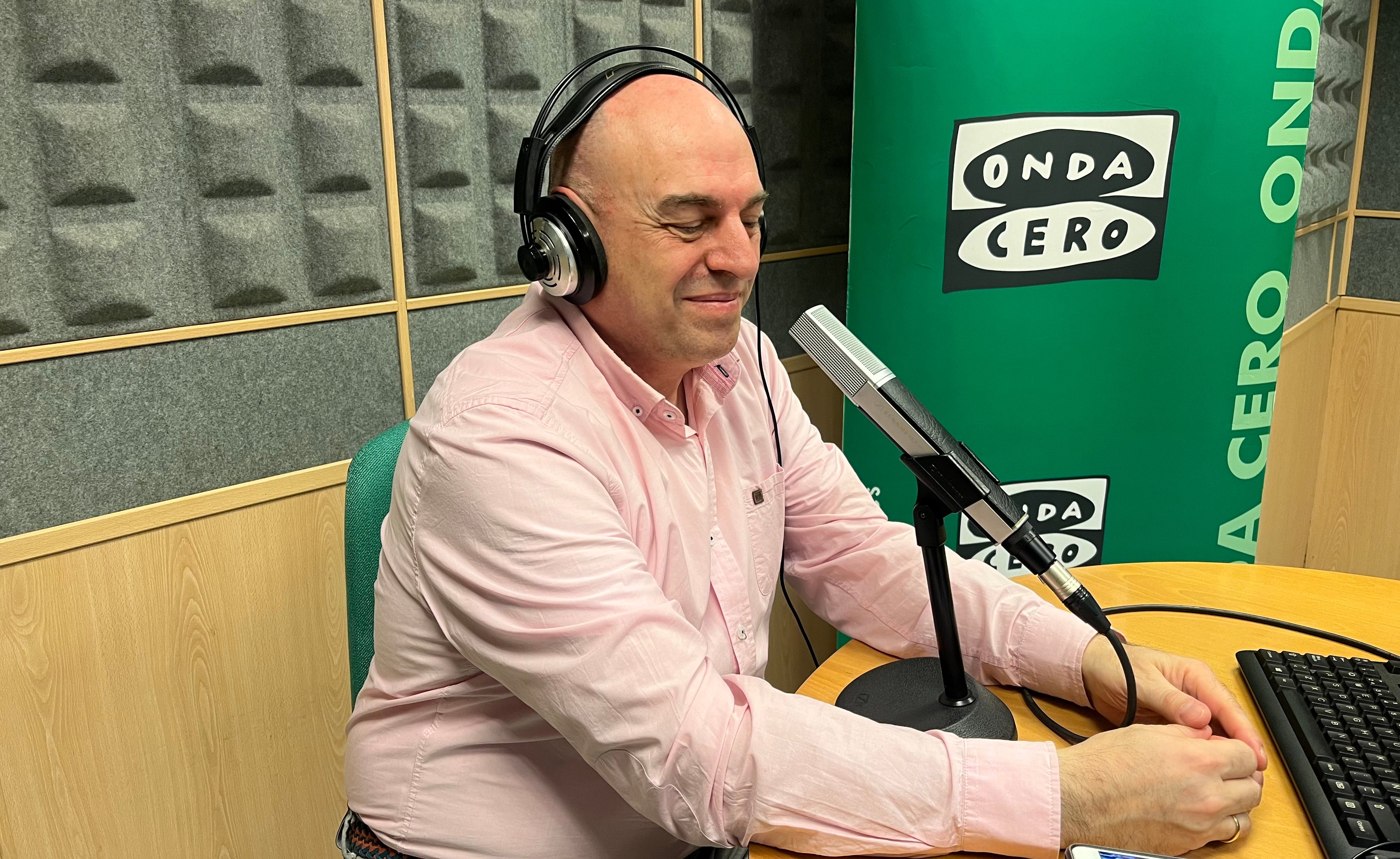 Juan Carlos Sánchez: "La Semana Santa de Toledo es muy especial, peculiar, a camino entre la austeridad del Norte y la alegría del Sur" Juan Carlos Sánchez: "La Semana Santa de Toledo es muy especial, peculiar, a camino entre la austeridad del Norte y la alegría del Sur"