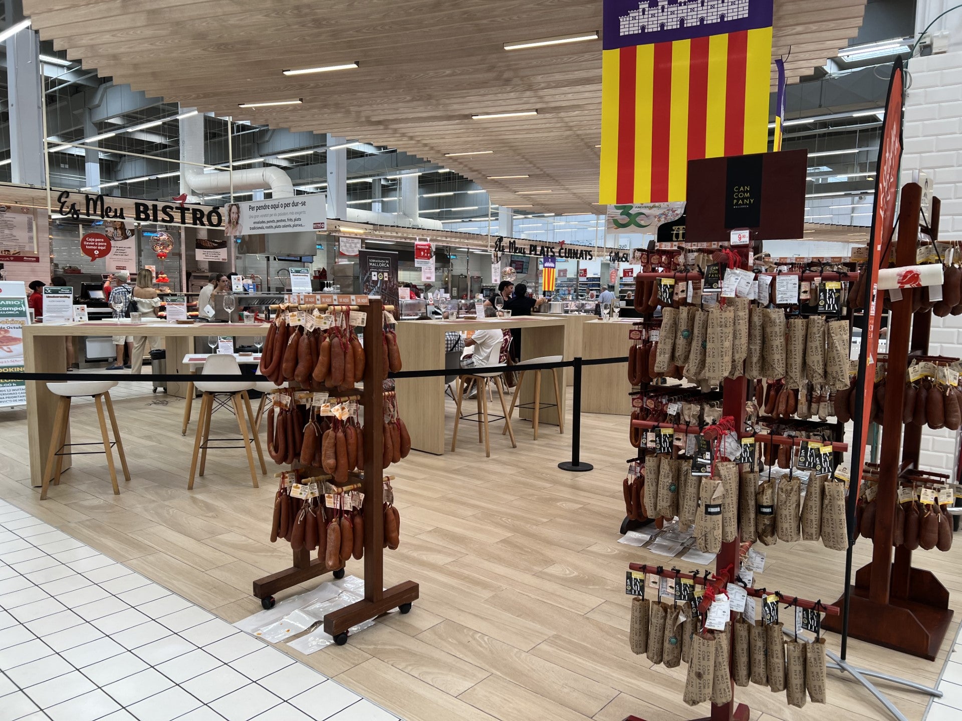 Alcampo Mallorca compró productos a proveedores locales por valor de 13 millones de euros en 2023 Alcampo Mallorca compró productos a proveedores locales por valor de 13 millones de euros en 2023