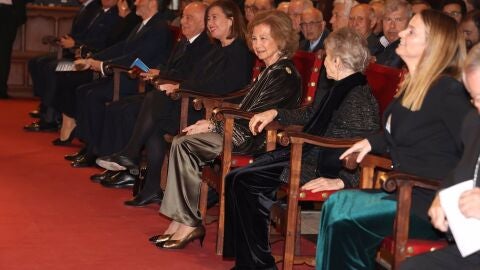 La Reina Sofía acude al Concierto de Pascua en la Catedral de Mallorca