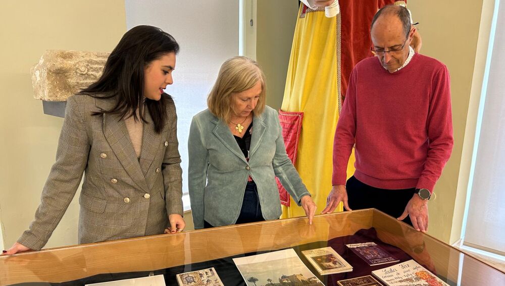 En el interior del Archivo Municipal de Alicante 