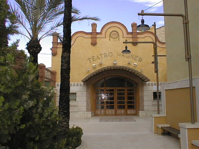 Teatro Wagner: el escenario de un siglo de historia de la cultura en Aspe Teatro Wagner: el escenario de un siglo de historia de la cultura en Aspe