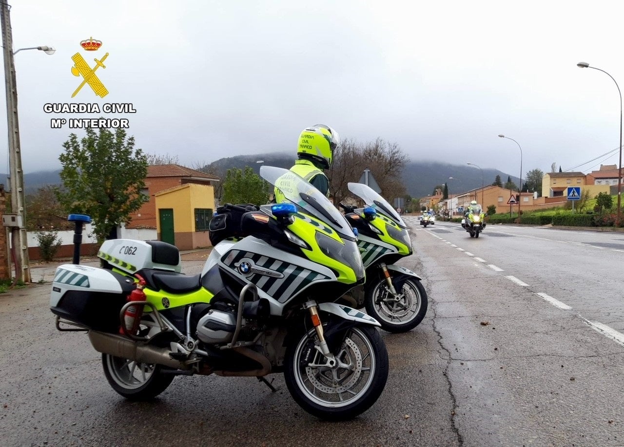 Estas son las nuevas motos de la DGT camufladas en las carreteras: cómo reconocerlas Estas son las nuevas motos de la DGT camufladas en las carreteras: cómo reconocerlas