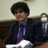 El empresario Sam Bankman-Fried durante su juicio por estafa 